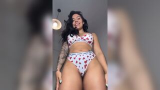 Baddie Latina Takes a Shit.., ScatKings.com Scat Porn 5 ScatKings.com Scat Porn